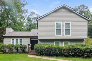 517 BENSON HURST DR S W MABLETON, GA 30126